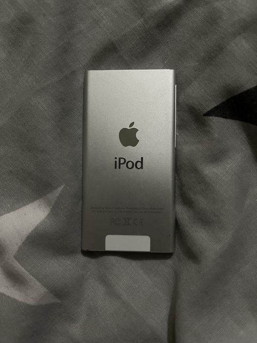 Продам iPod, 15гб