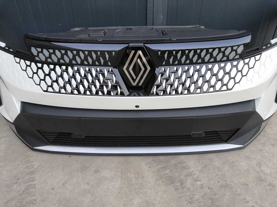 Zderzak Renault Scenic V