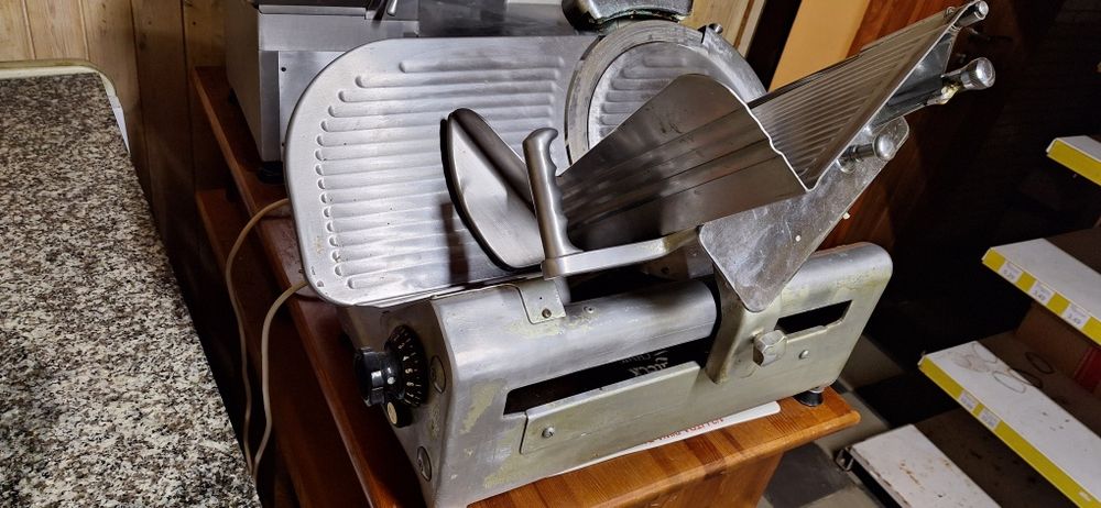 Krajalnica wędlin sklepowa maga automatyczna