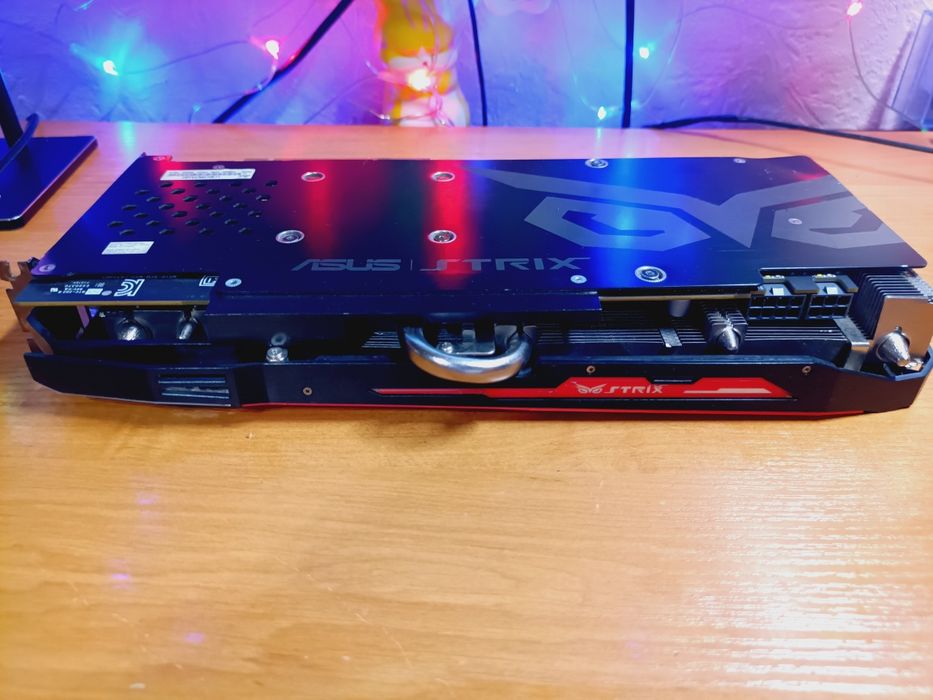 Видеокарта R9 390 ASUS (под ремонт)