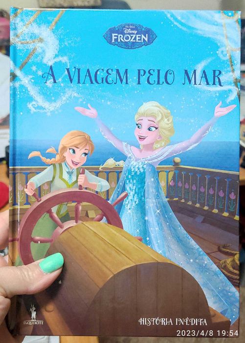 Vários livros infantis
