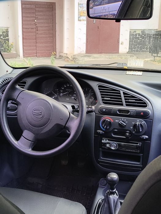 Lanos SE 1.5 Газ 4  Нефарбований