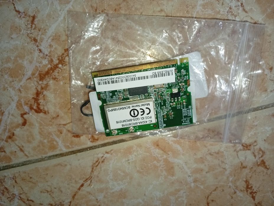 Placa WiFi Portátil Retro