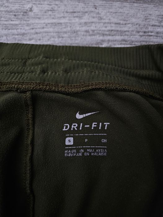 Spodnie dresowe Nike Rozmiar S Zielone khaki dres dresy Nike Swoosh
