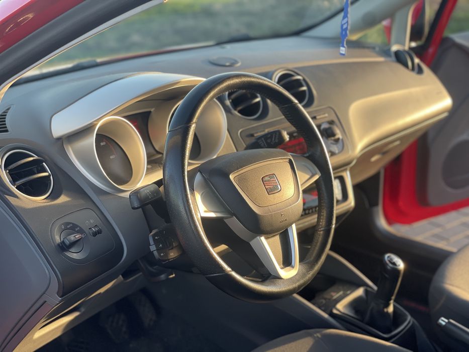 Seat Ibiza 2011 1.2 TDI - Cilimatronic, Czujniki parkowania, Radio USB