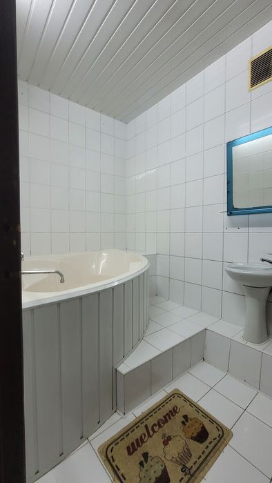 Продам 3х кімнатну на Ворошилівці.