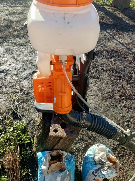 Садовий оприскувач  бензиновий