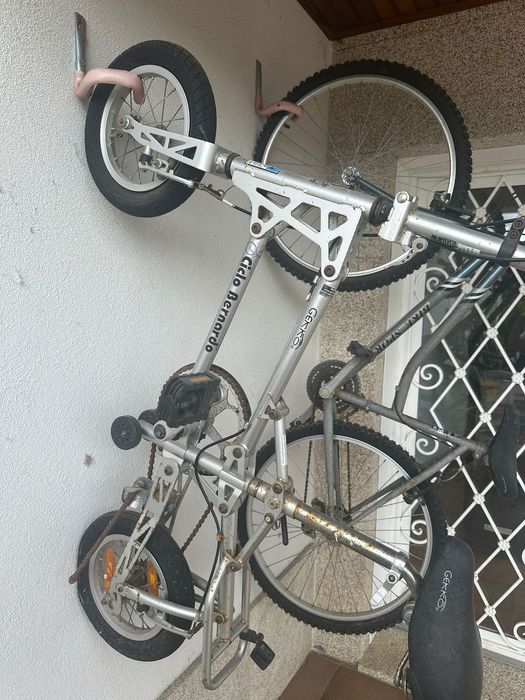 2 bicicletas usadas para venda