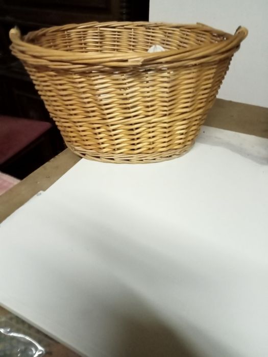 Cesto feito artesanal.