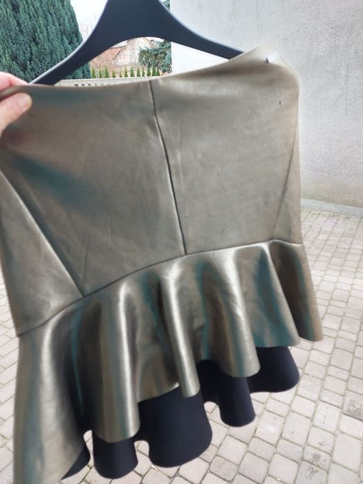 Spódniczka Mohito złota z baskinką XS/34