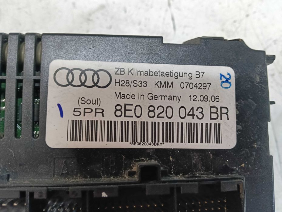 Panel Klimatyzacji Climatronic  Audi A4 b6 b7 2DIN 8E0,820,043BR