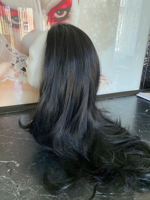 Pół peruka czarna fale długa