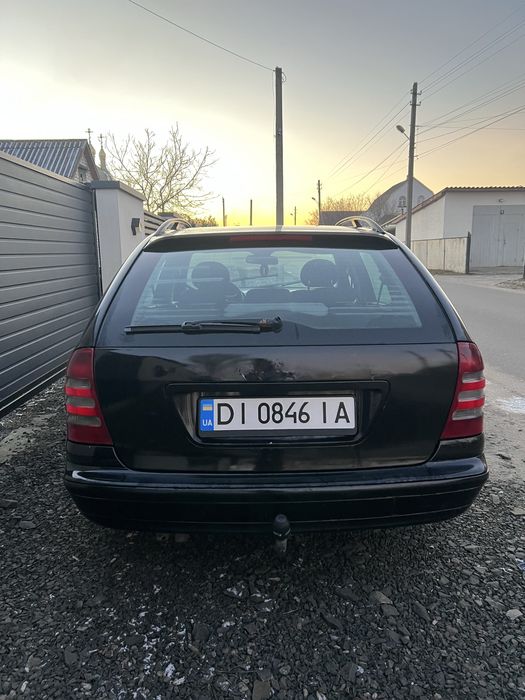 Mersedes-Benz C220