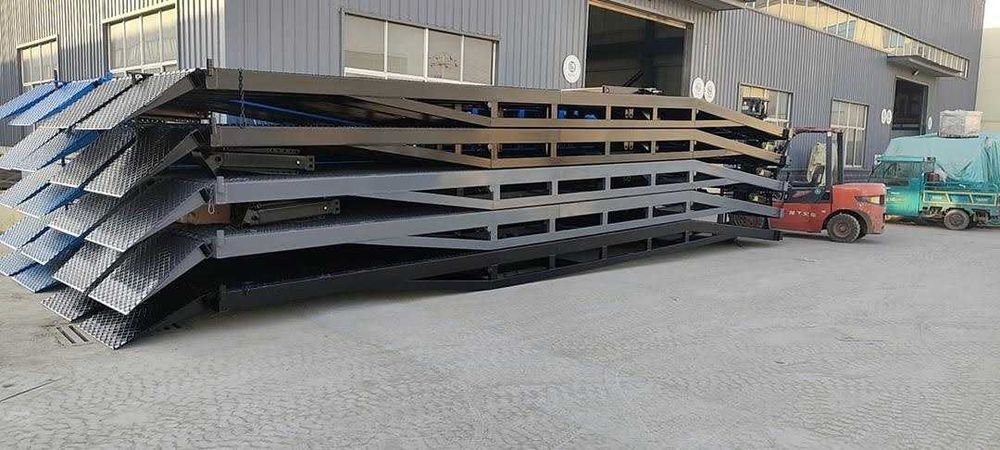 WYNAJEM rampa mobilna załadunkowa do tirów naczep kontenerów doków