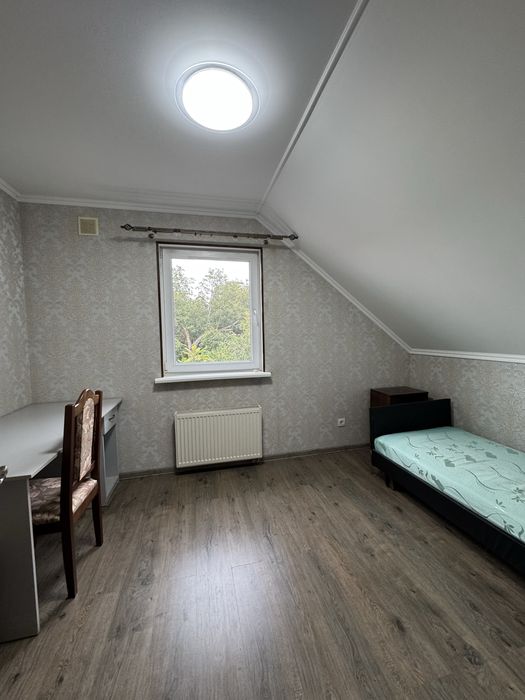 Продаж 4-кім будинку центр р-н Шкільної/спільний заїзд!