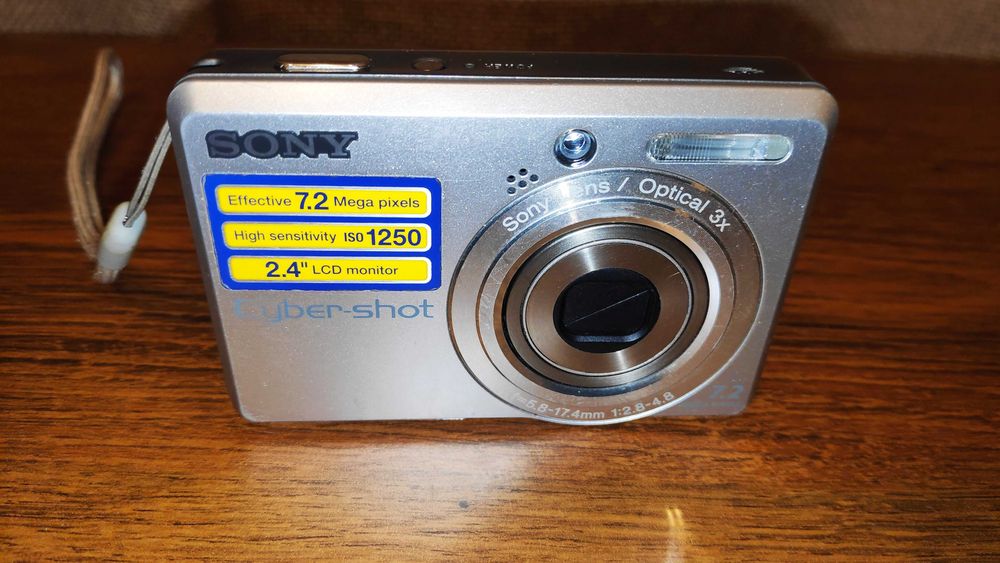 Sony DSC-S730...