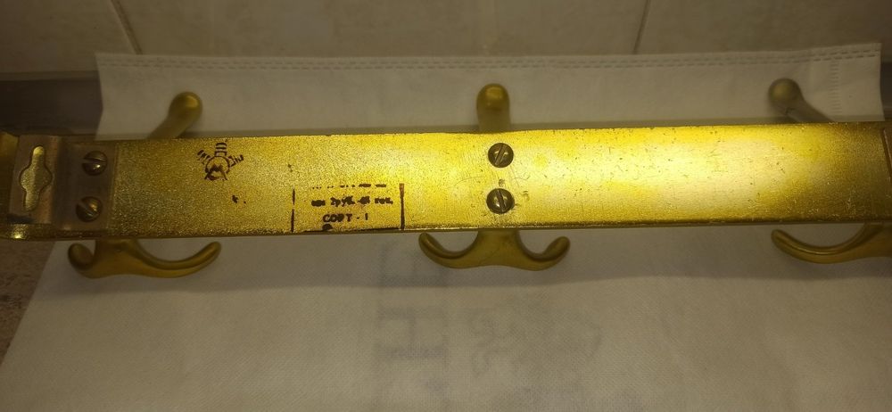 Вешалка настенная Винтажная СССР ( алюминий,  цвет золото)