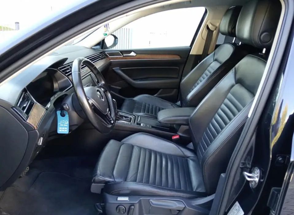 VW Passat Variant 2.0Tdi Highline DSG NACIONAL