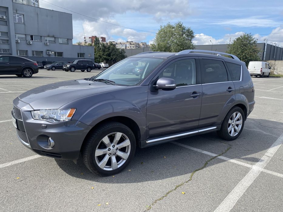 Mitsubishi Outlander XL 2010  2.2 diesel 4*4