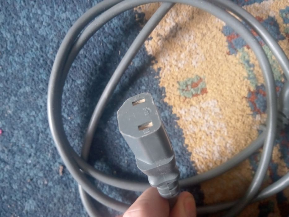 Kabel zasilający specjalnie wejście na 2