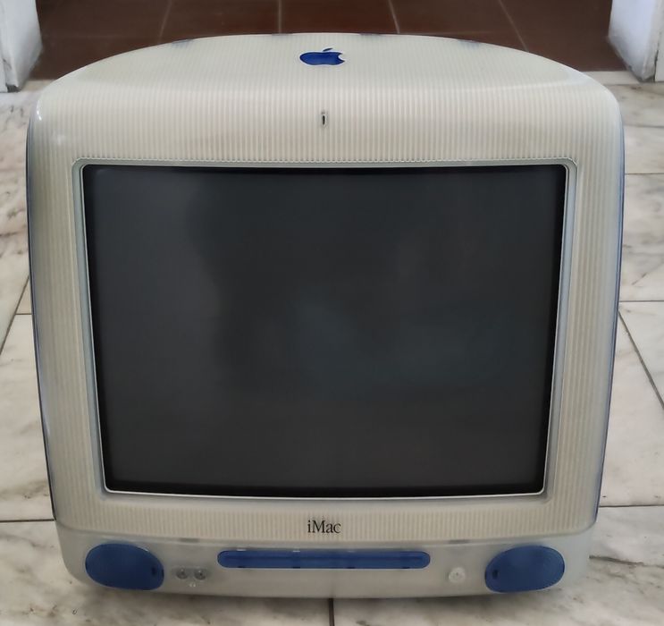 iMac G3 Indigo Retrocomputing - Colecionador