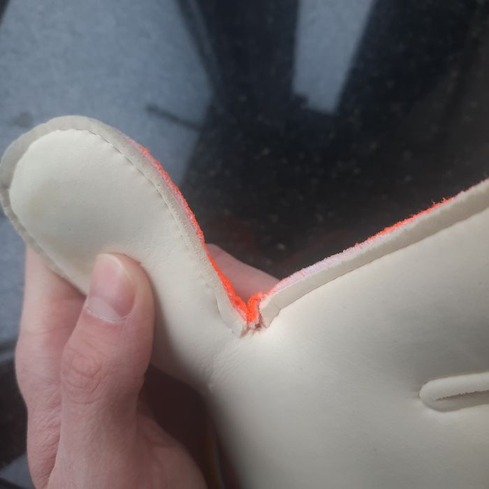 воротарские перчатки