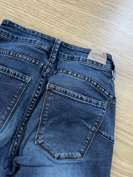 Calças de ganga azul da Tiffosi