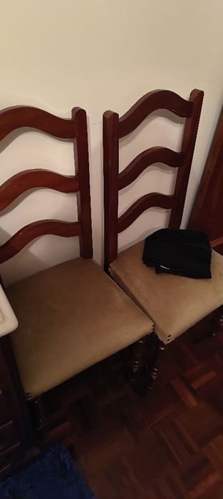 Quarto casal em madeira e mármore