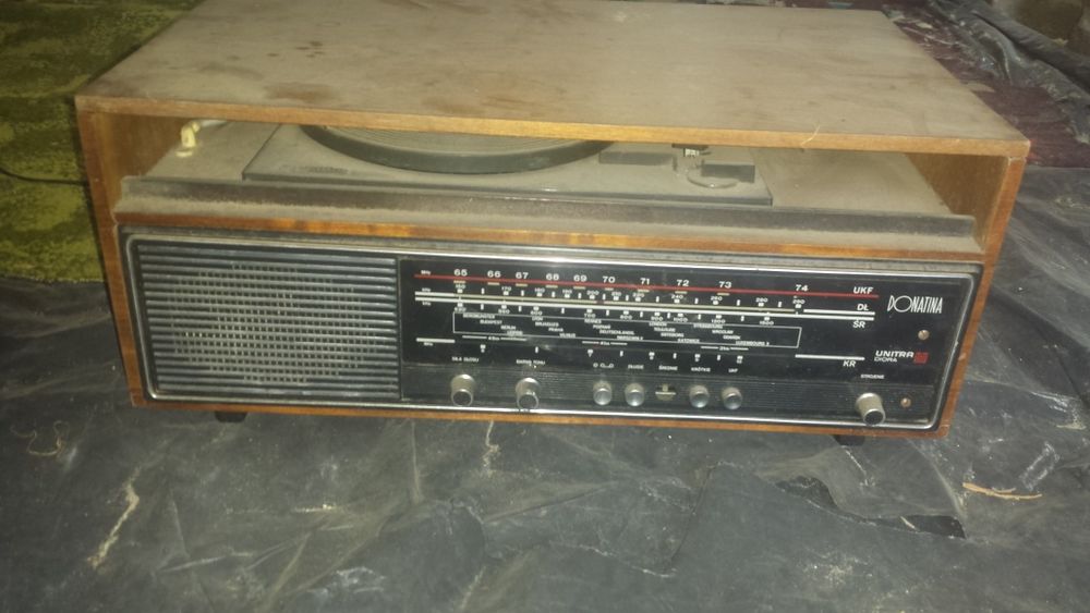 Stare radia. Sprzedam.