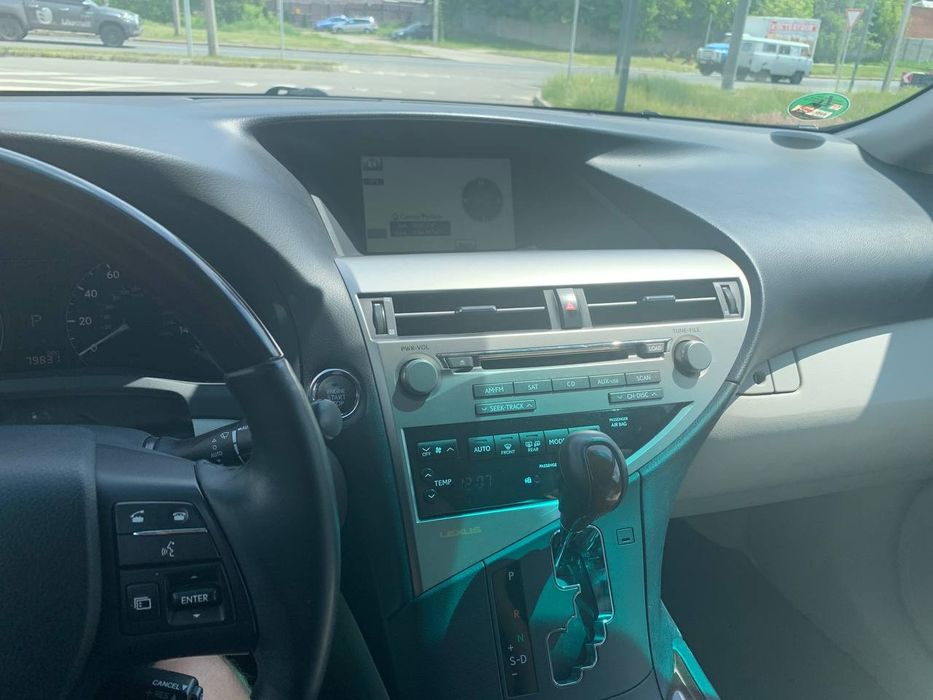 Продам Lexus RX 350