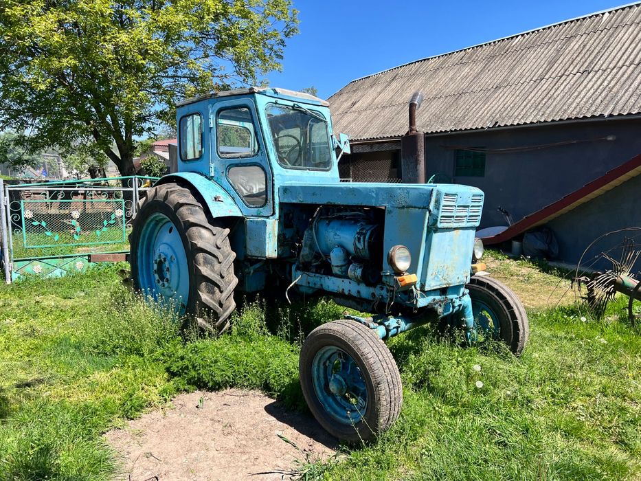 Продам трактор т40
