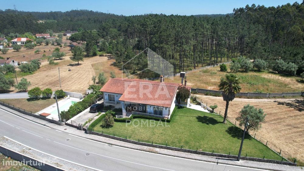 Moradia T6 com Piscina em Leiria