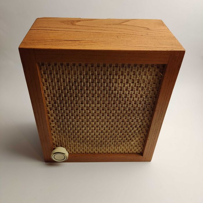 Stary pojedynczy głośnik tzw. kołchoźnik - lata 50/60