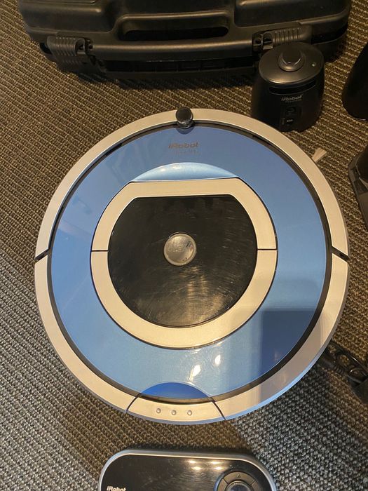 iRobot Roomba 780 + 2X Wirtualna ściana+akcesoria