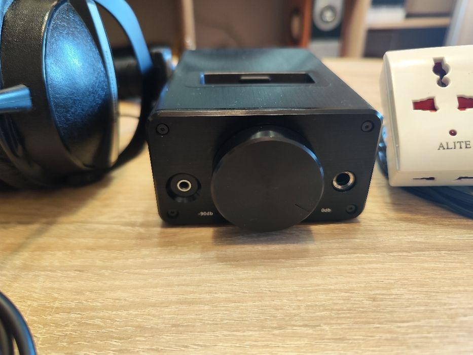 Продам наушники Beyerdynamic DT 770 M + усилитель FiiO E9