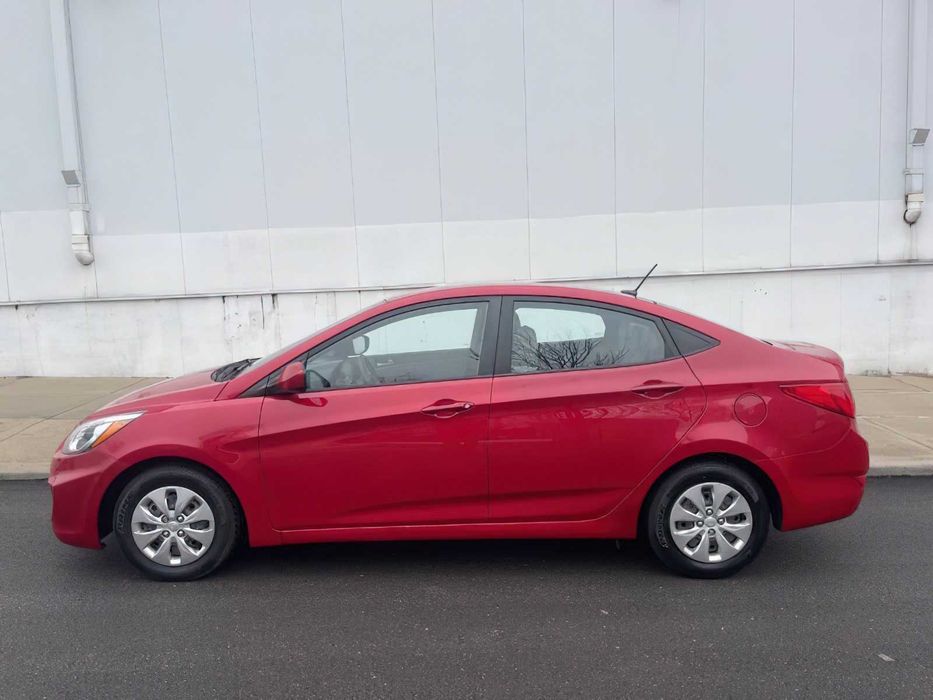 Hyundai Accent GLS      2015