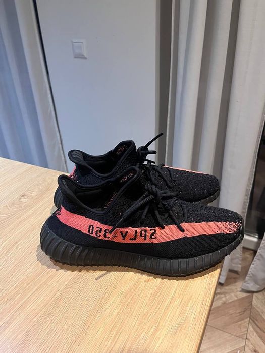 adidas Yeezy boost 350 v2 core black red 44.