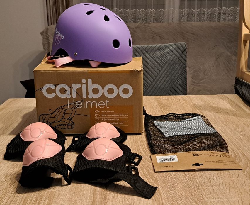 Kask caribo Helmut z ochraniaczami