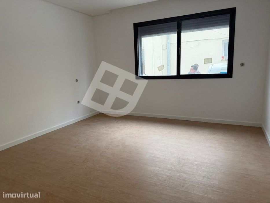 Apartamento T3 c/ Terraço - Pronto Habitar | Esgueira