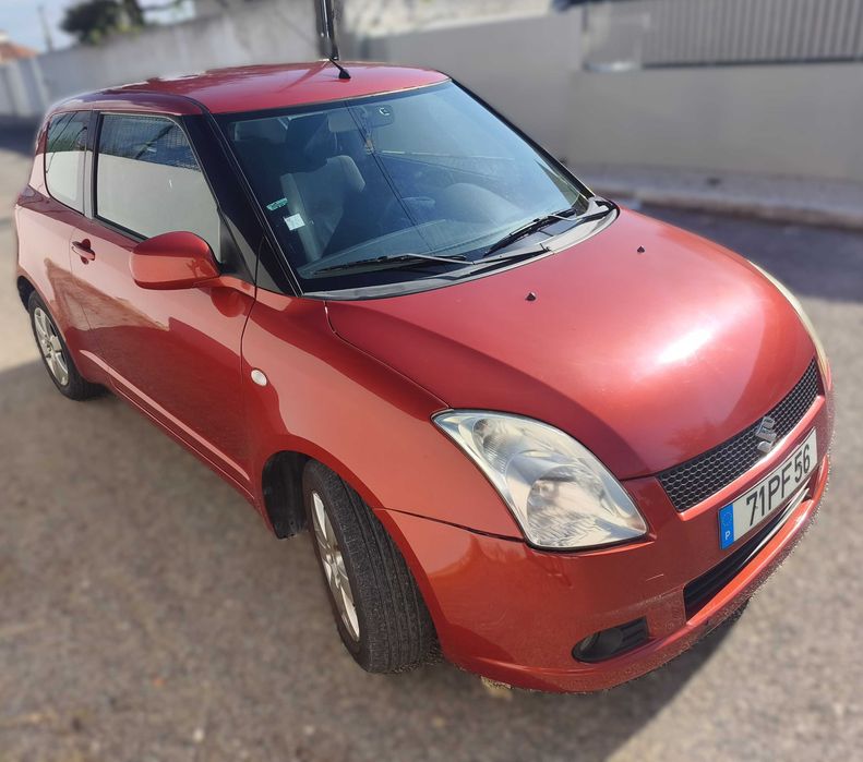 Suzuki Swift 1.3 Gasolina 2008 167000 km foto 3