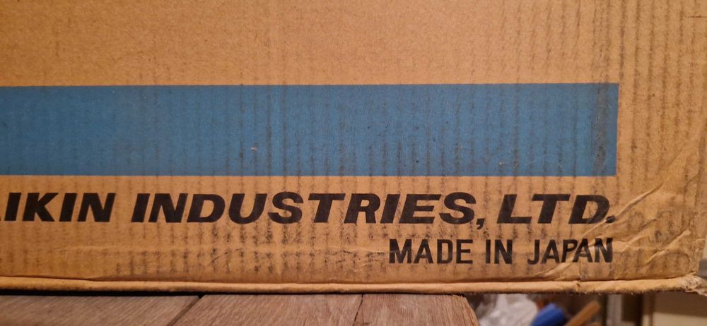 Pompa ciepła Dakin FVXS25FV1B