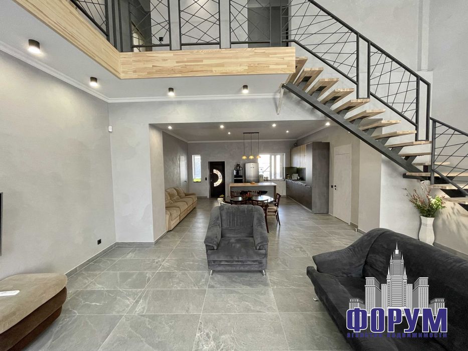 Продам новый дом 280 кв.м. Бородинский мкрн.183000  у.е.