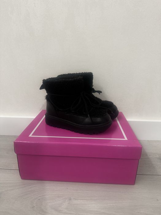 Угги уггі чоботи зимові h&m 18 см