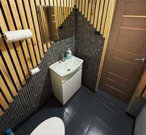 Баня на Бориспільській,19 (Рембаза)