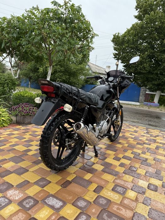 Yamaha YBR125 мотоцикл