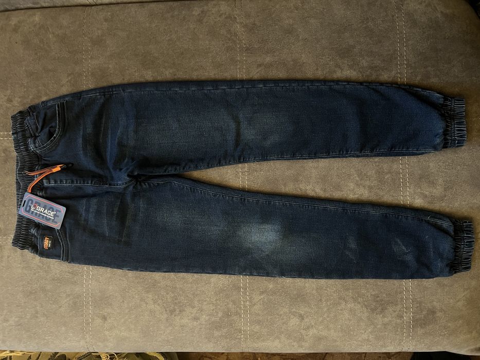 Теплі  зимові джинси  на  флісі утеплені 152-158 р.