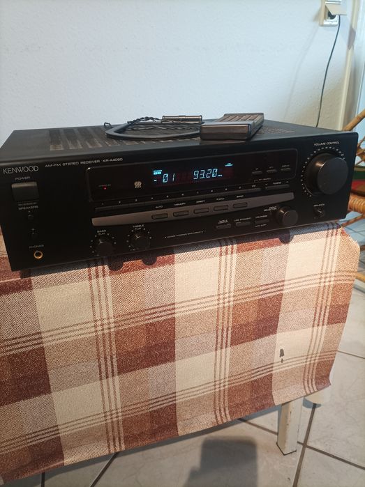 Kenwood KR-4050 amplituner