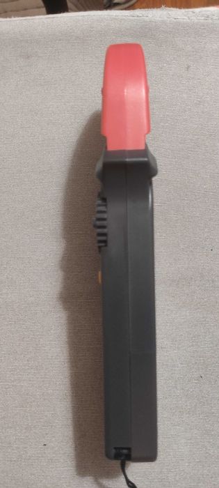 Pinça Amperimetrica UNI-T