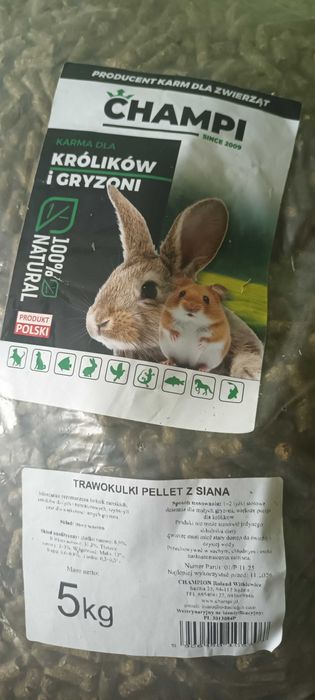 sprzedam  sianko, pellet z siana i karmę dla kawii