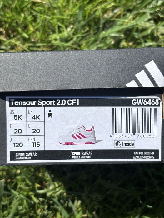 Кросівки Adidas 20 розмір